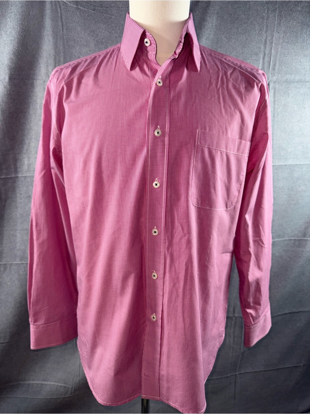 2913-XMI Platinum Men's Long-Sleeve Button-Up Dress Shirt in Pink